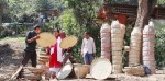 ओझेलमा पर्दै स्थानीय सीप